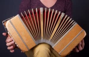 Aprende acordeón con las mejores apps